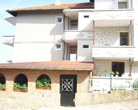 На Гости При Силвия Obsor Exterior foto