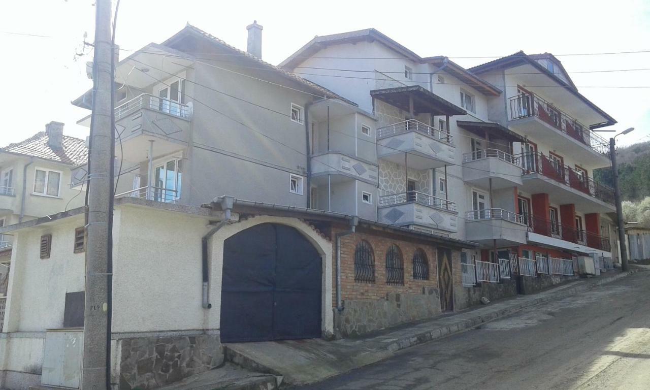 На Гости При Силвия Obsor Exterior foto