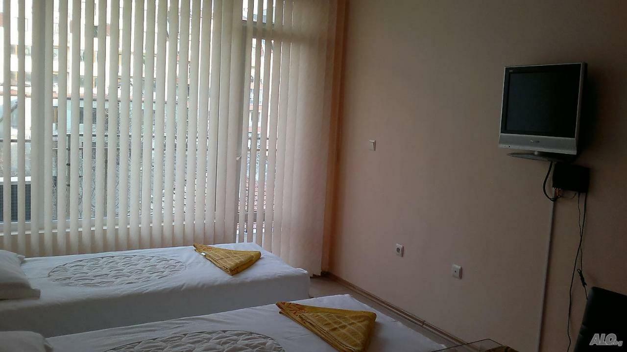 На Гости При Силвия Obsor Exterior foto